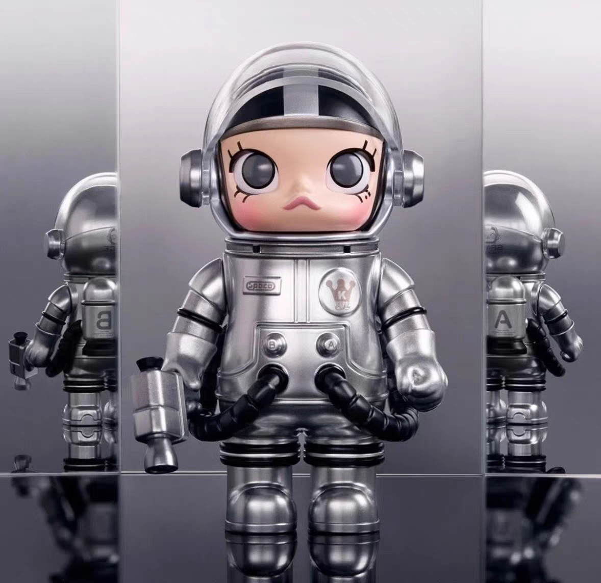 MEGA SPACE MOLLY 100% Refraction(pre order)