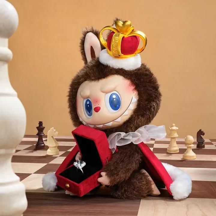 THE MONSTERS King Let's Checkmate Series-Vinyl Plush Doll