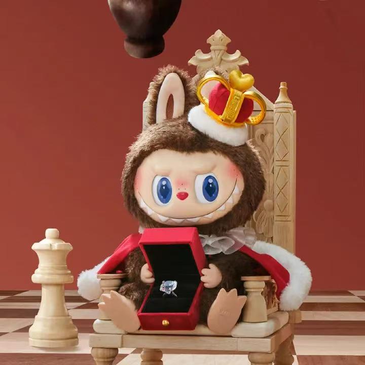 THE MONSTERS King Let's Checkmate Series-Vinyl Plush Doll