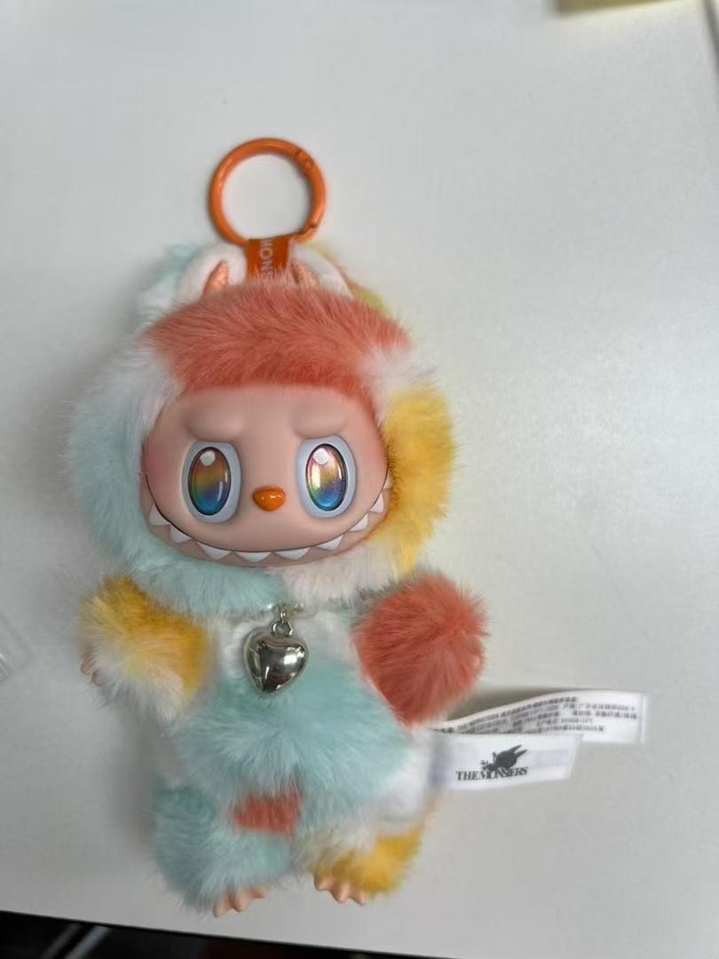 The Monsters Big Into Energy series-Rock The Universe 400% Vinyl Plush