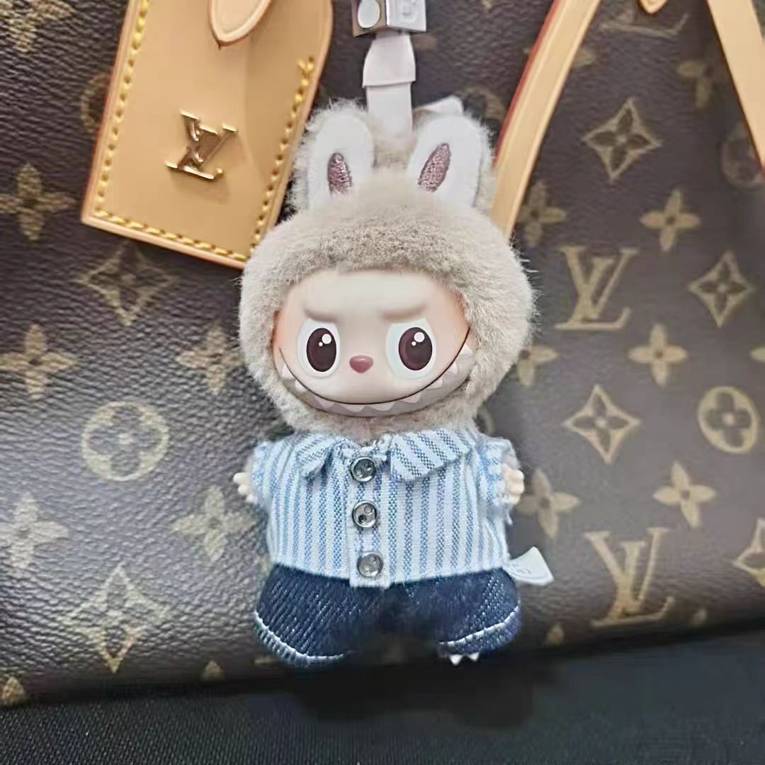 v4 labubu outfit （outfit only)