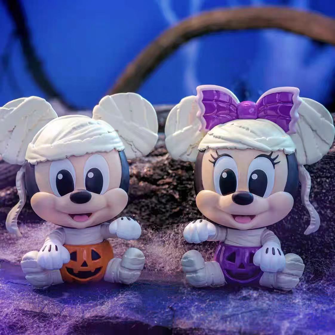 DISNEY HALLOWEEN COSBI COLLECTION