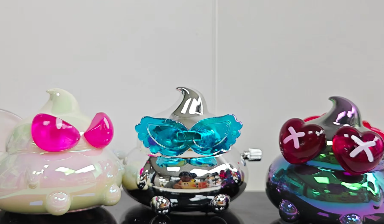 EMMMKU Wind-up movable shit poo